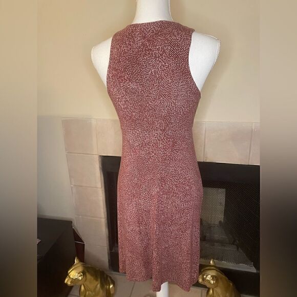 Athleta Thera High Neck Burgundy Printed Dress size XS - Picture 7 of 9
